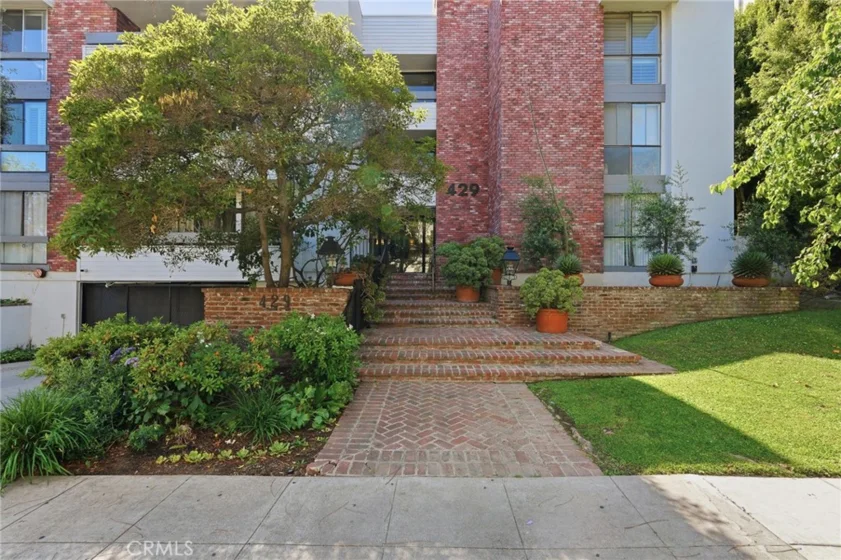 429 N Oakhurst Drive #301 photo 25