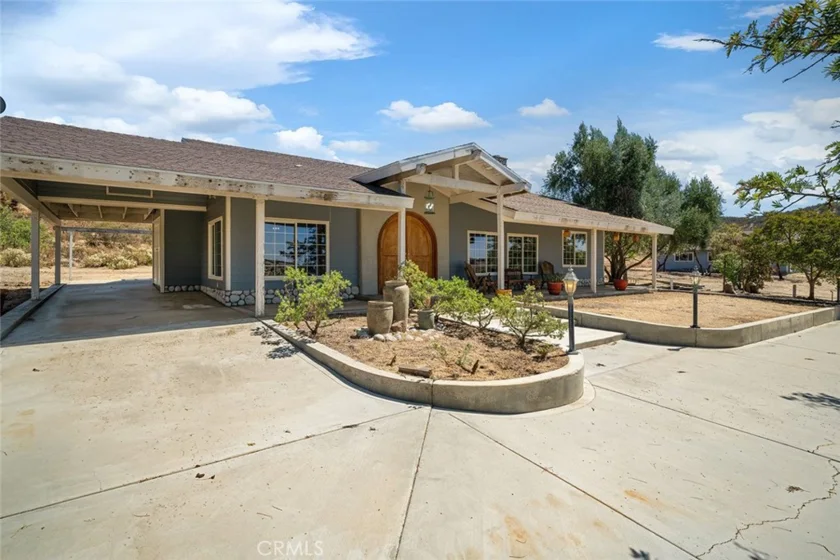 40275 Calle Arevalo photo