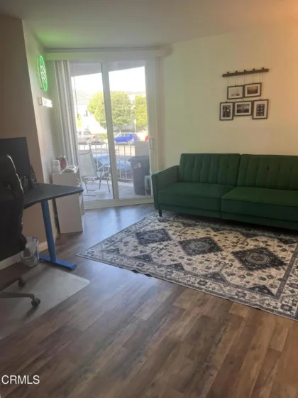 4705 Kester Avenue #116 photo 3