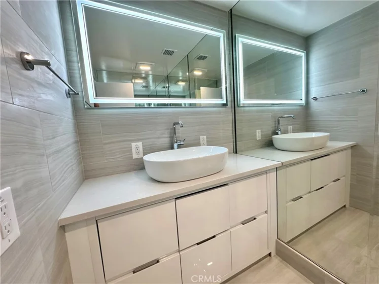 10450 Wilshire #2A photo 15