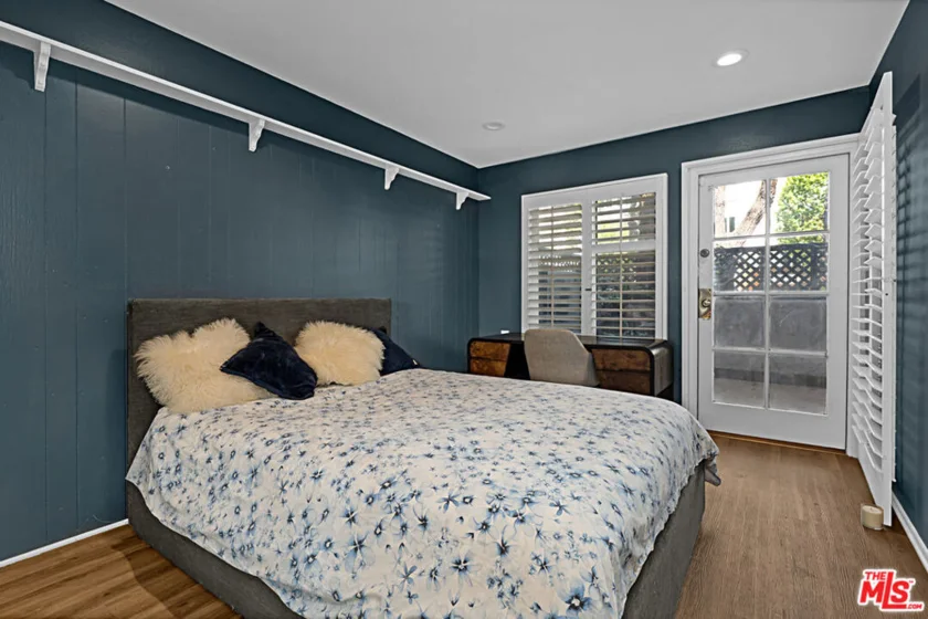 1925 S Beverly Glen Boulevard #40 photo 29