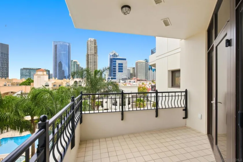 700 W Harbor Drive #608 photo 25