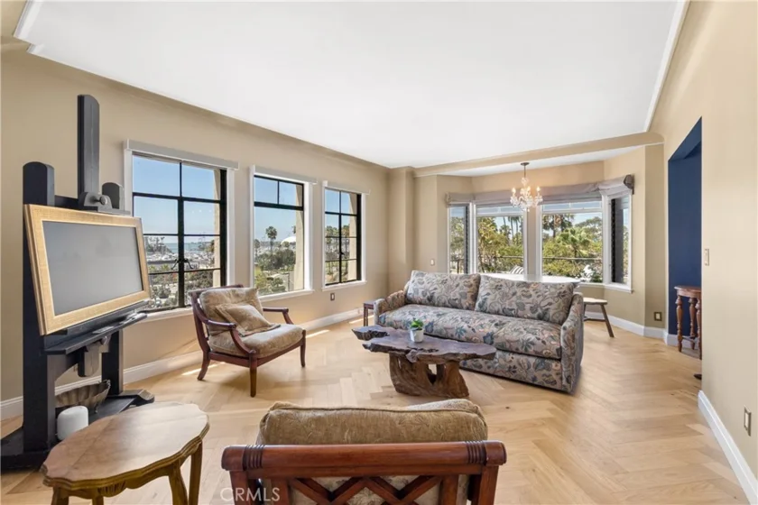 800 E Ocean Boulevard #201 photo 5