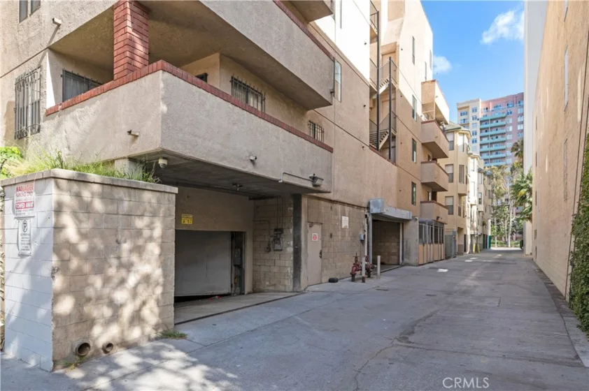 35 Linden Avenue #410 photo 21