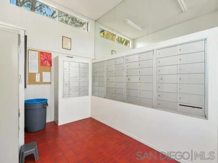 4545 Collwood #55 photo 17
