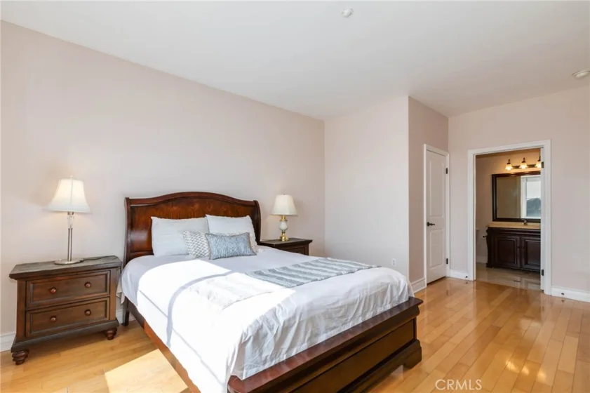109 N 4th Street #303 photo 5