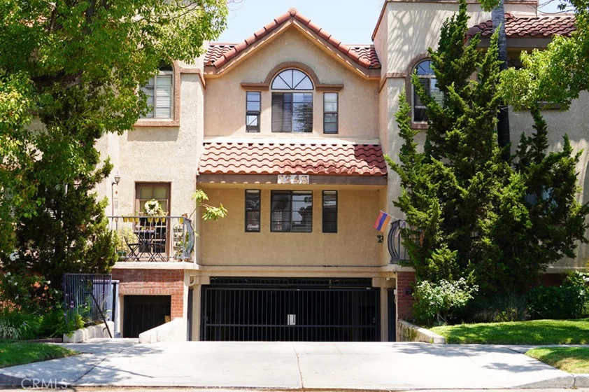 1245 Orange Grove Avenue #101 photo 1