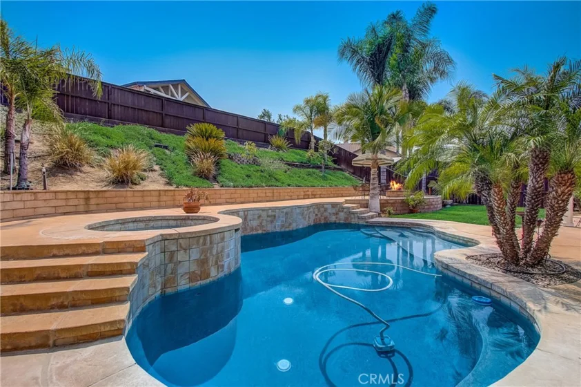 40295 Banyan Street photo