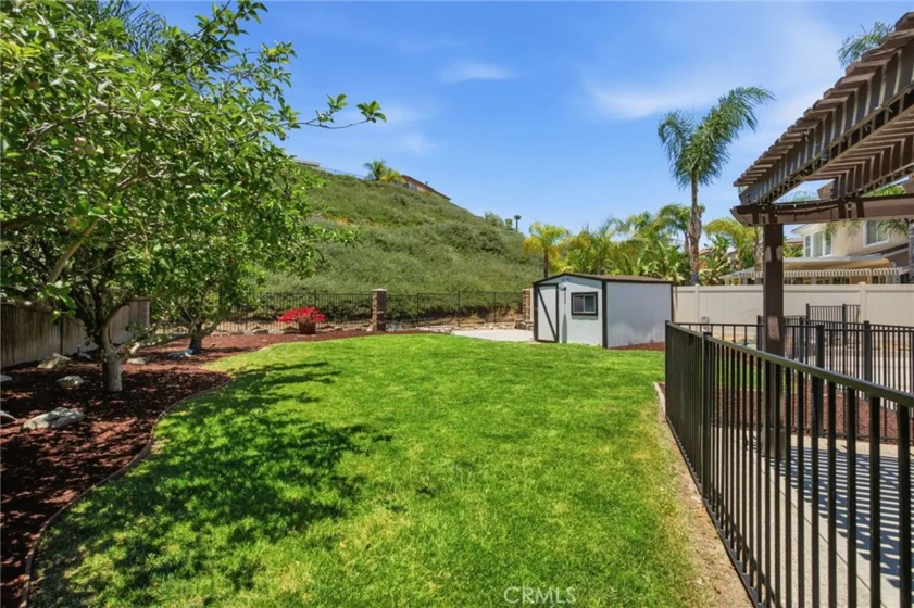 37709 Oxford Drive photo 37
