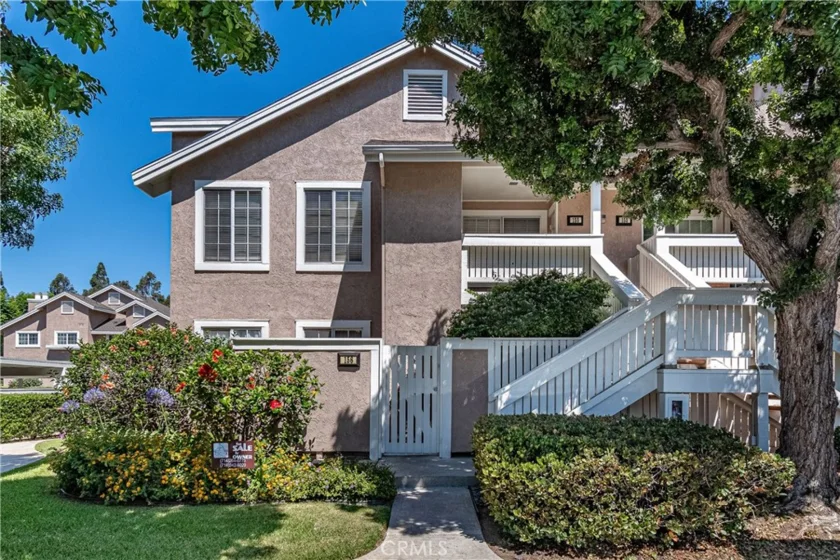 155 Greenfield photo 1