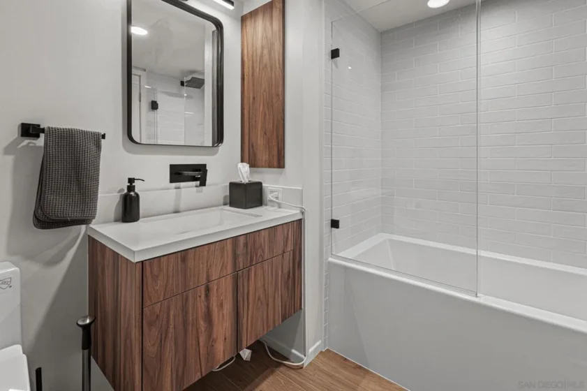 350 11th Avenue #616 photo 12