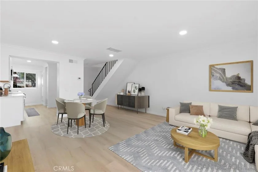 603 Beverly Place photo 1