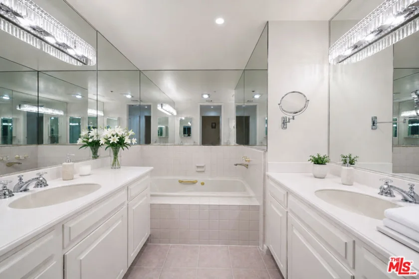 10550 Wilshire Boulevard #1001 photo 25