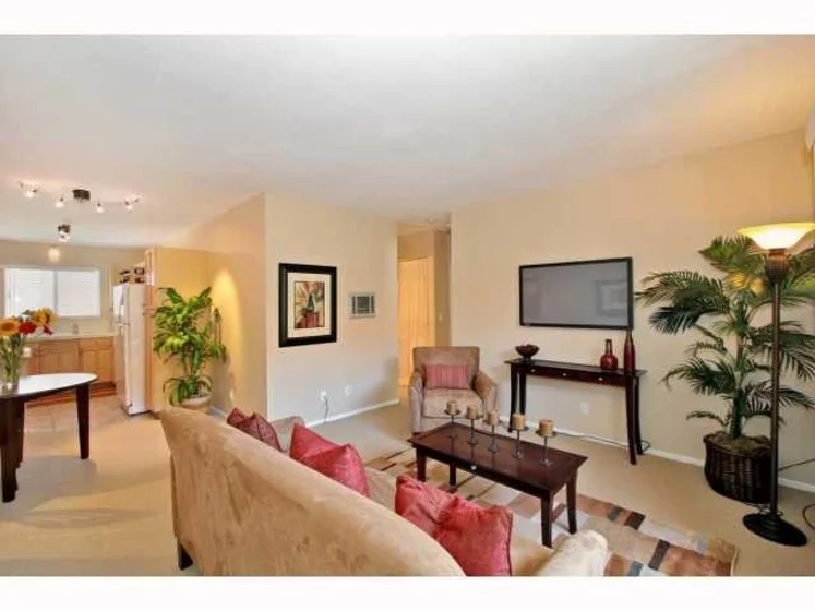 3762 Arnold Avenue #4 photo 1