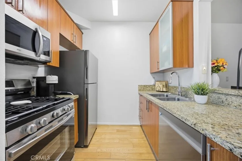 620 S Gramercy Place #130 photo 10