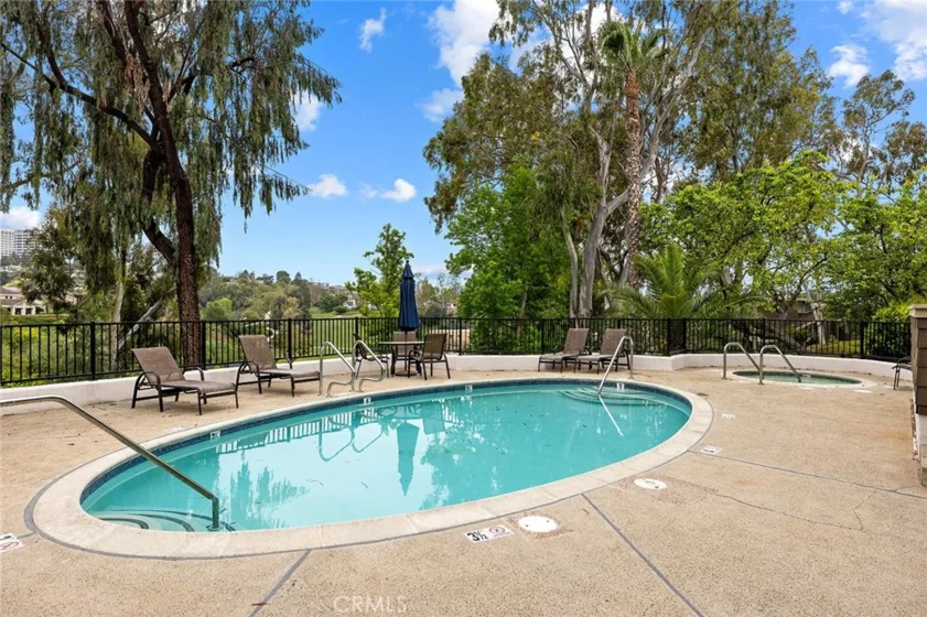 55 Sea Island photo 27