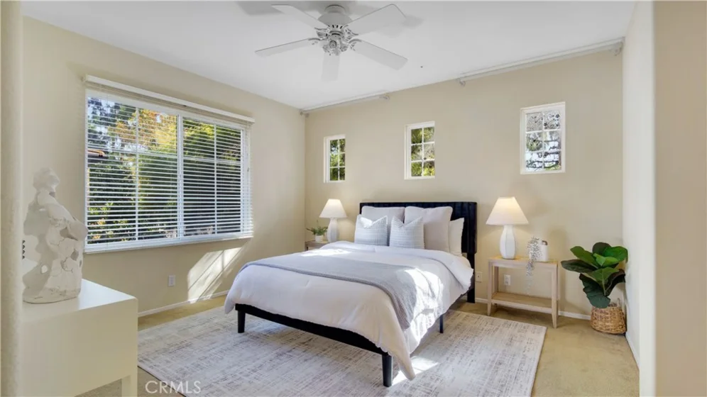 329 Rathbourne photo 17