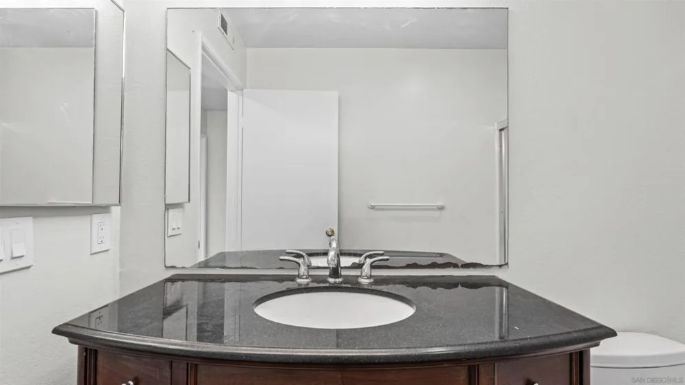 1629 Manzana Way photo 23
