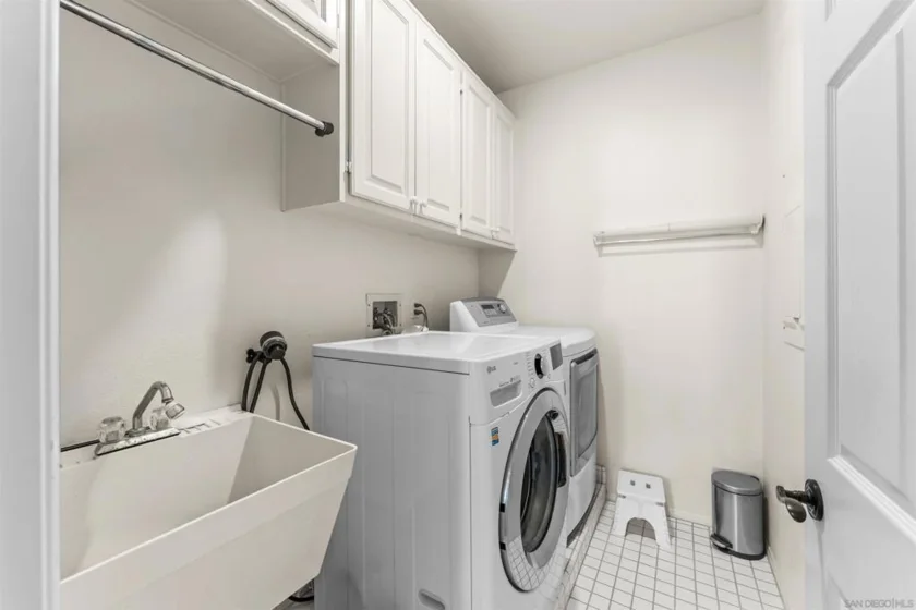 9744 Claiborne Square photo 32