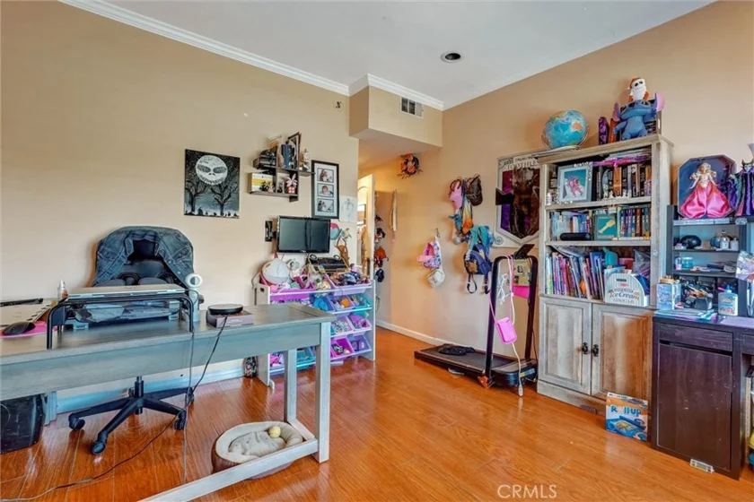 6323 Reseda #1 photo 14