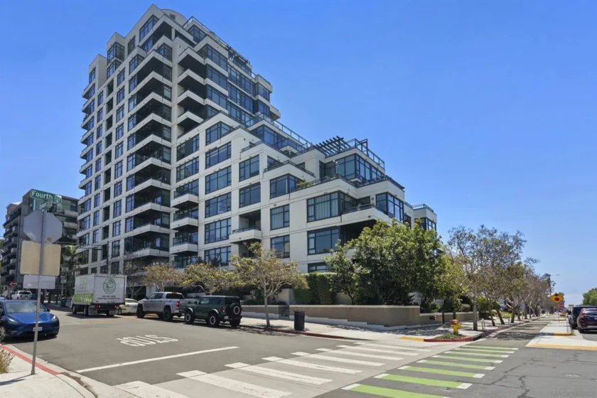 475 Redwood #102 photo 1