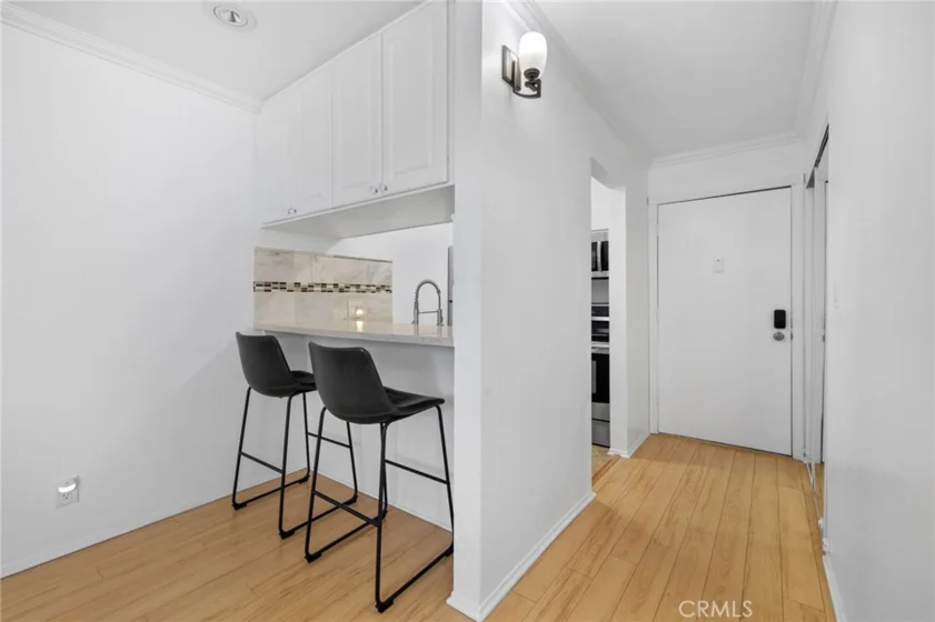 525 S Ardmore Avenue #257 photo 34