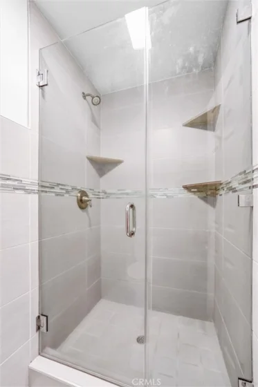 5334 Lindley Avenue #219 photo 24