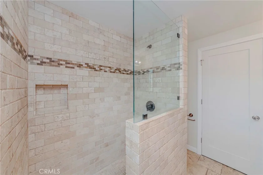 912 W 18th Street #2A photo 12