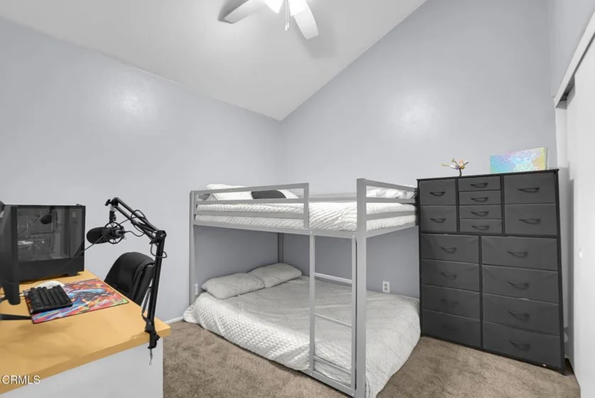 1522 Windsor Lane photo 32