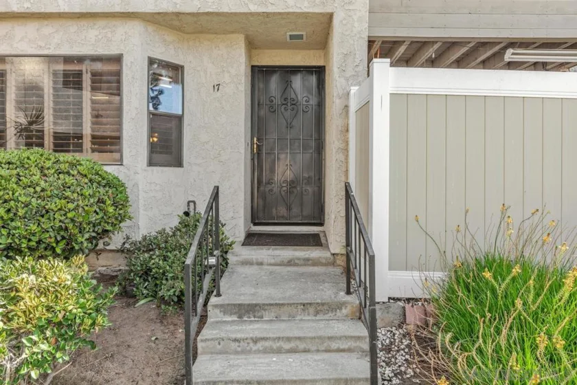 1720 Melrose Avenue #17 photo 1