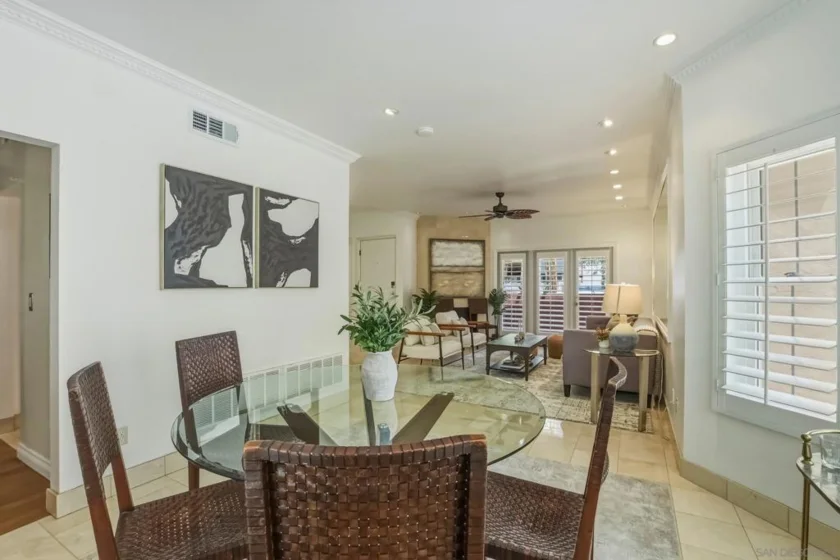 3964 Richmond photo 8