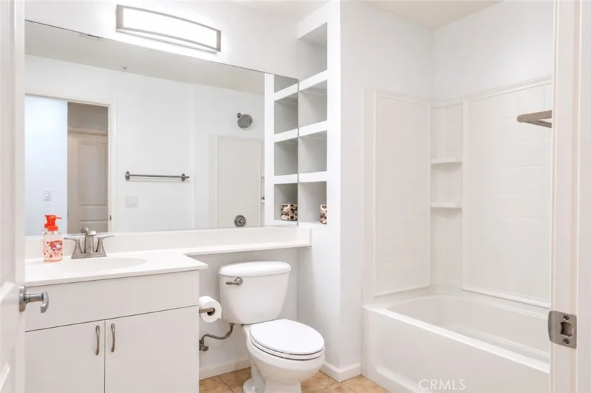 1801 E Katella Avenue #1076 photo 21