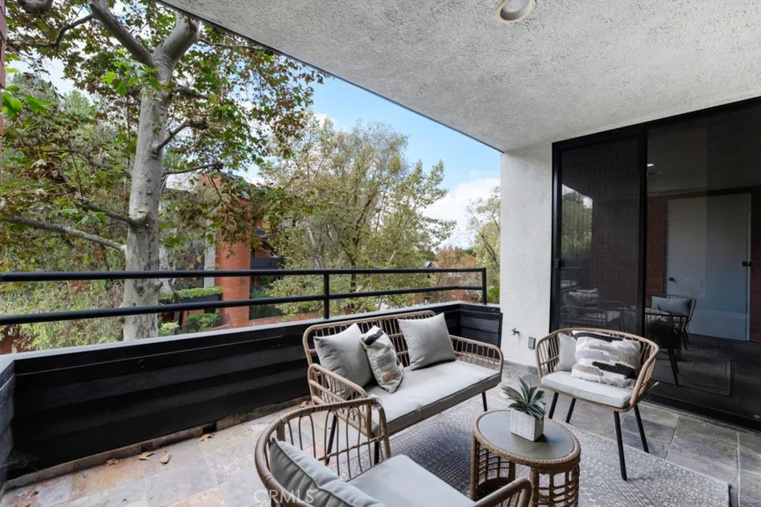 4792 Park Encino Lane #102 photo 9