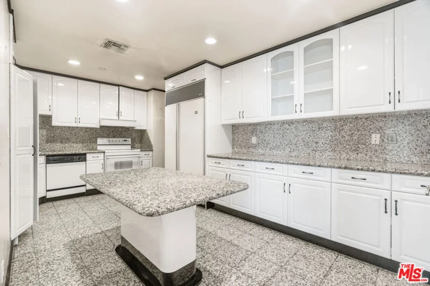 1155 N La Cienega Boulevard #PH 4 photo 10