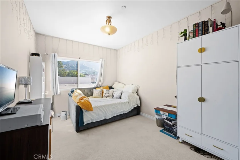 626 E Orange Grove Avenue #301 photo 14