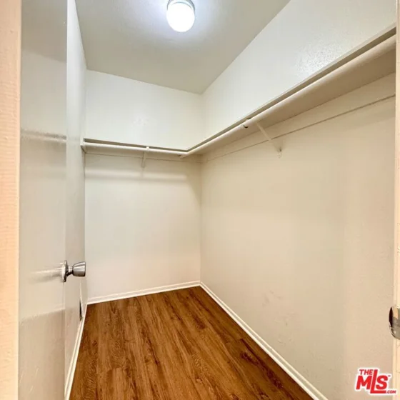 18645 Hatteras Street #263 photo 22