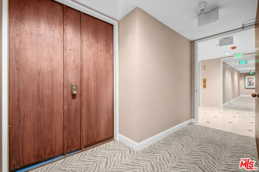 10790 Wilshire Boulevard #404 photo 3