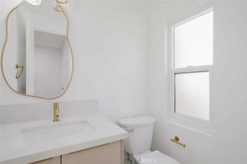 8740 Willis Avenue #6 photo 19