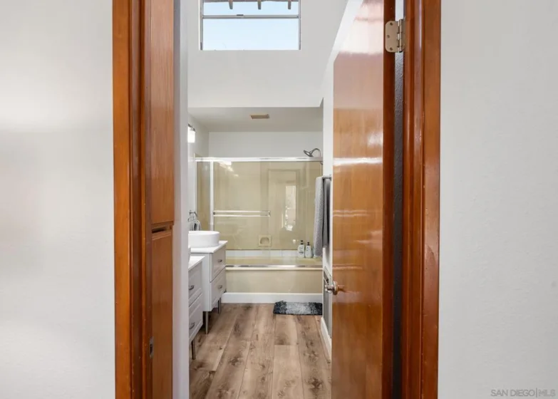 8647 Circle R Valley photo 21