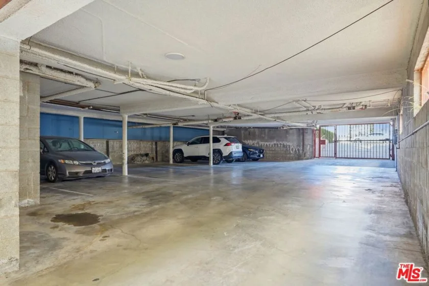 940 7th Street #8 photo 11