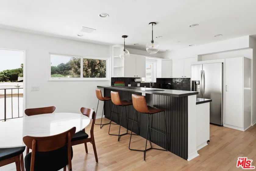 2431 3rd Street #7 photo 8
