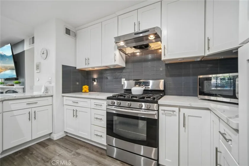3685 S Bear Street #B photo 6