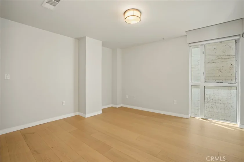 540 S Kenmore Avenue #203 photo 12
