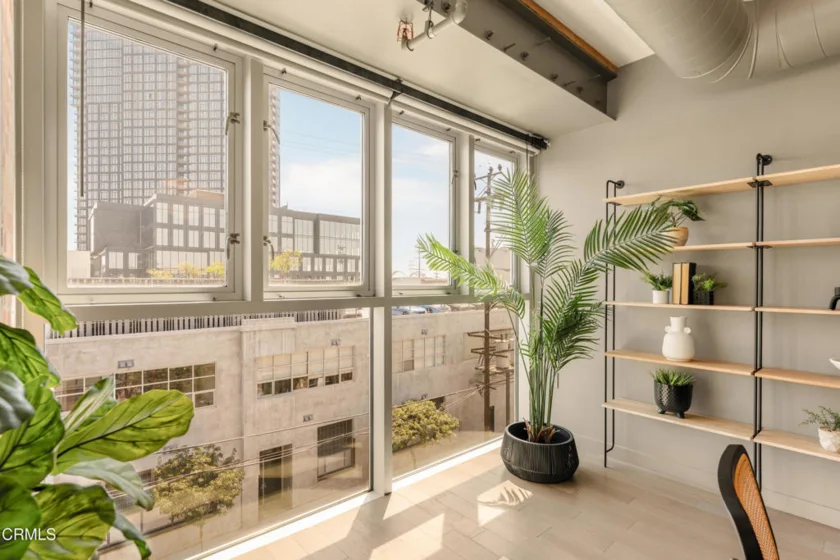 527 Molino Street #401 photo 23