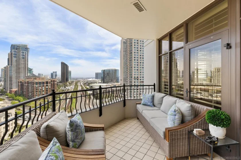 700 W Harbor Drive #1502 photo 19