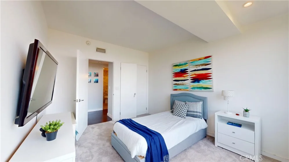 818 N Doheny Drive #908 photo 21