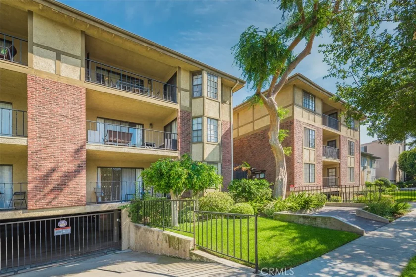 336 N Louise Street #1 photo 1