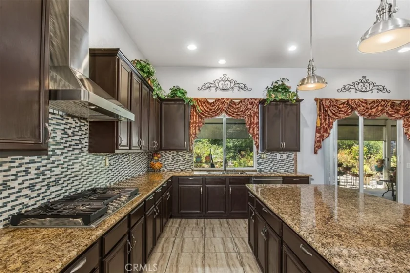35982 Murano Street photo 13
