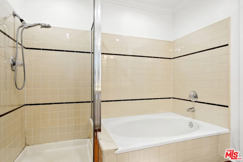 14630 Dickens Street #108 photo 10