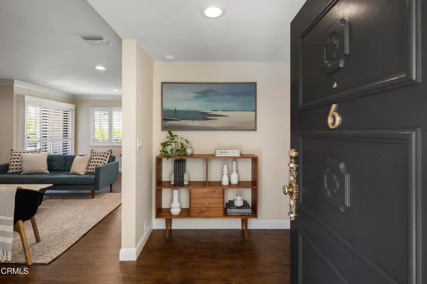 610 S Orange Grove Boulevard #6 photo 4